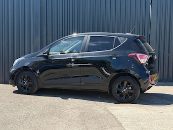 Used Hyundai i10 2017 for sale - 78856470: Photo
