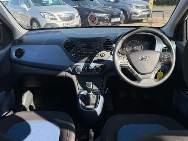 Used Hyundai i10 2015 for sale - 76232180: Photo 16