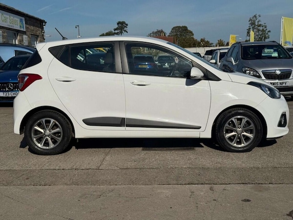 Used Hyundai i10 2015 for sale - 76232180: Photo 4