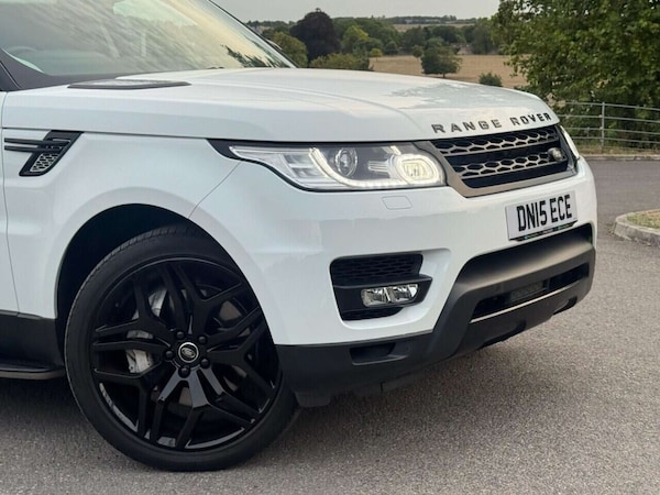 Used Land Rover Range Rover Sport 2015 for sale - 76232185: Photo 5