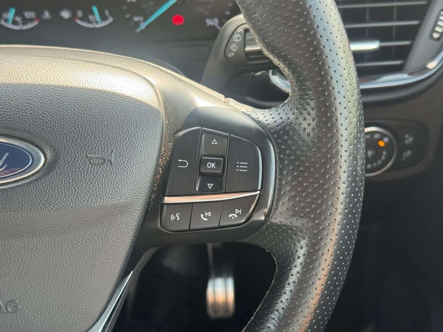 Used Ford Fiesta 2018 for sale - 76232192: Photo 21