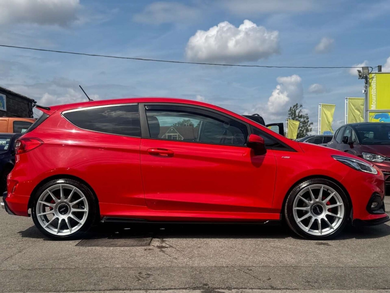 Used Ford Fiesta 2018 for sale - 76232192: Photo 3