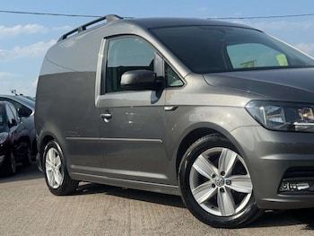 Used Volkswagen Caddy 2017 for sale - 76232189: Photo 3