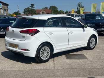 Used Hyundai i20 2016 for sale - 75230216: Photo