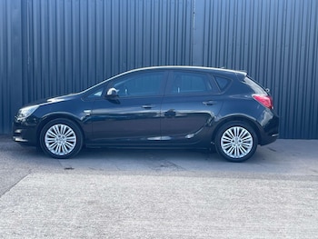 Used Vauxhall Astra 2013 for sale - 78840157: Photo