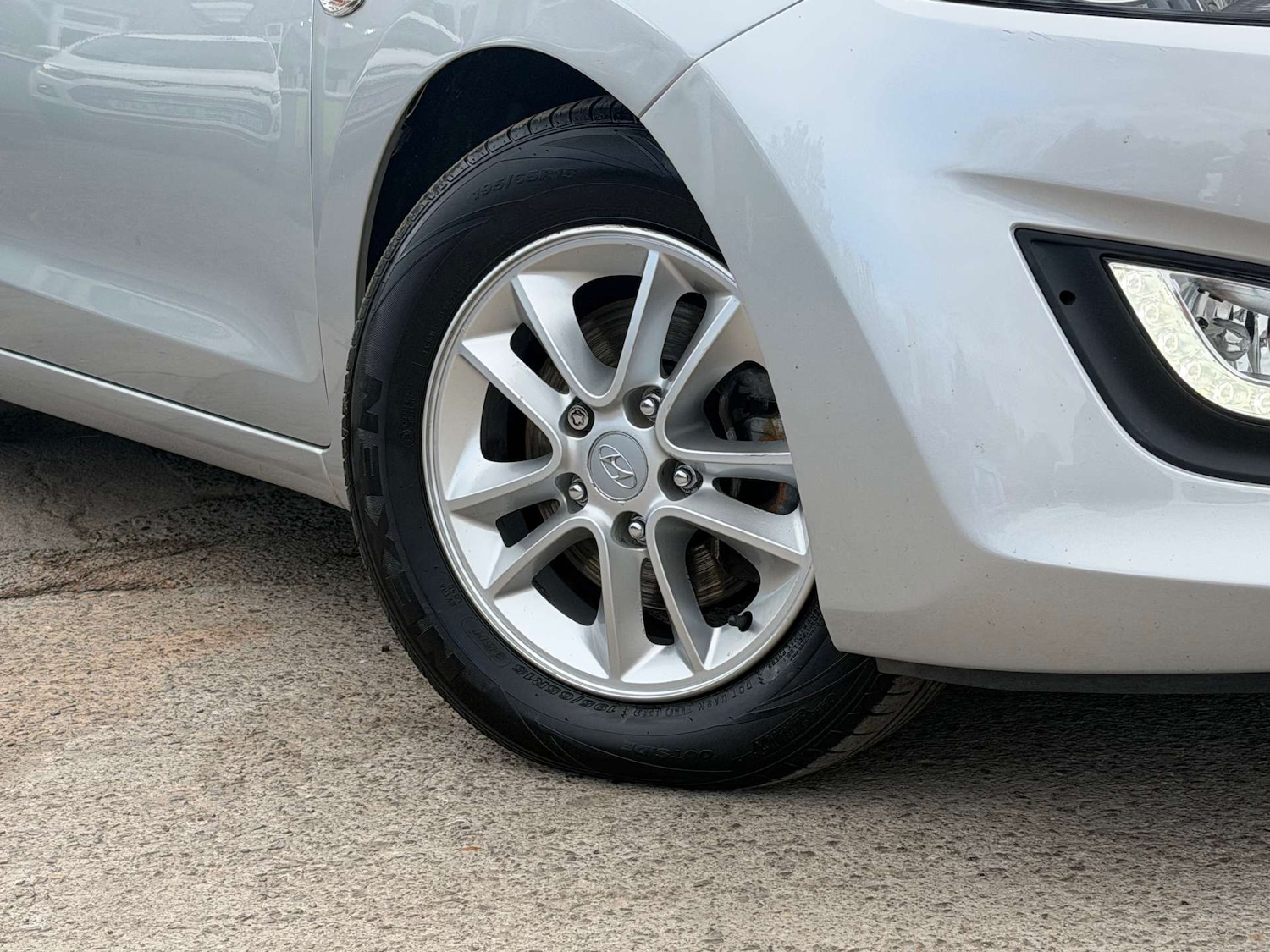 Used Hyundai i30 2013 for sale - 76427154: Photo 7