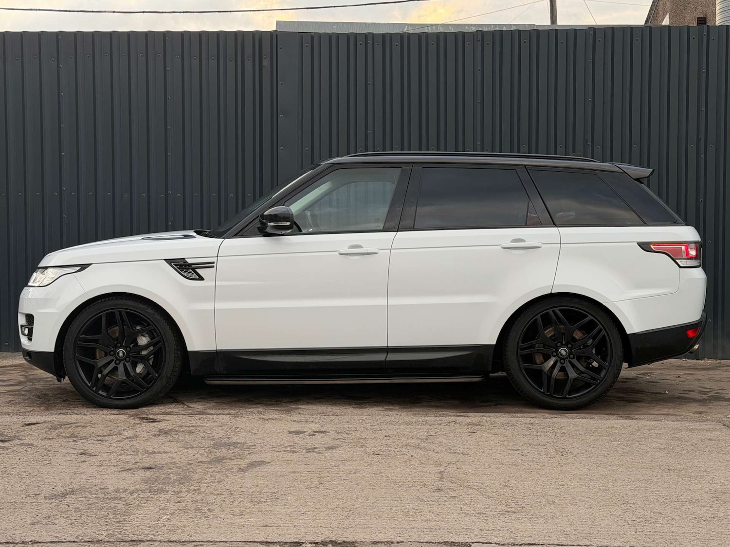 Used Land Rover Range Rover Sport 2015 for sale - 76604271: Photo 22