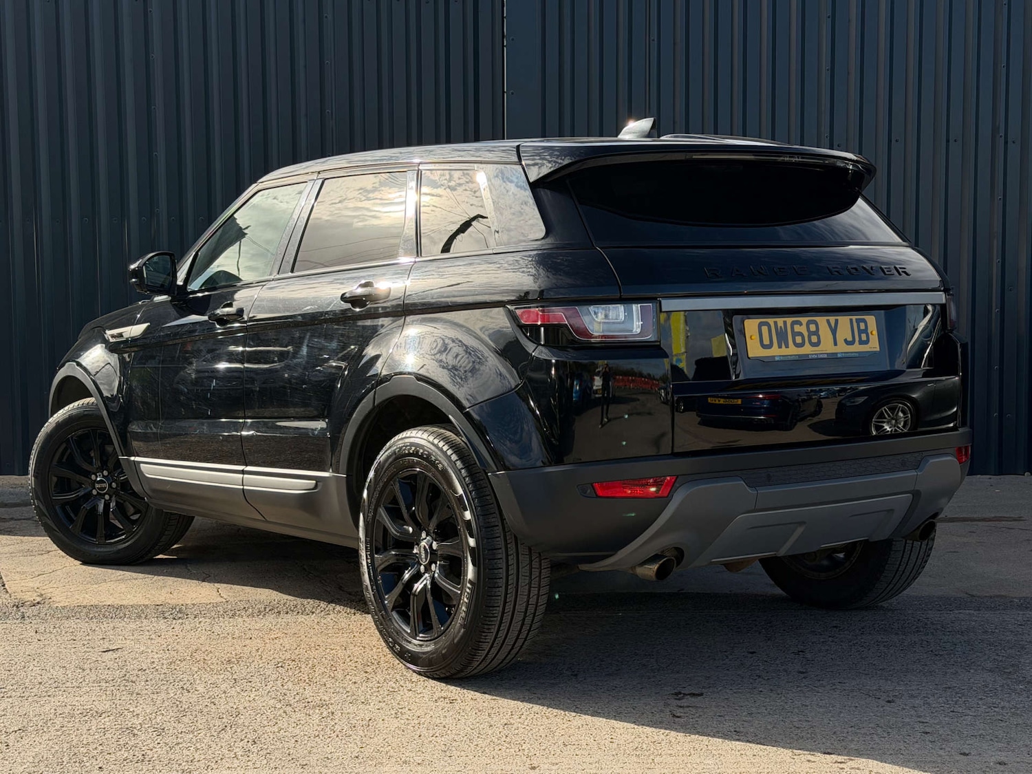 Used Land Rover Range Rover Evoque 2019 for sale - 76706753: Photo 26
