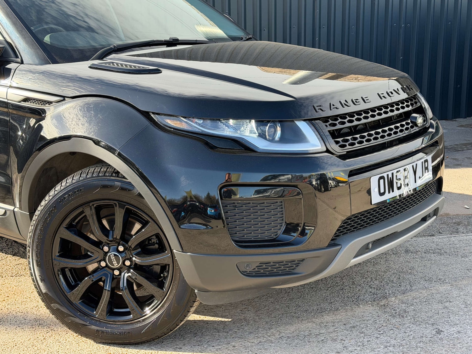 Used Land Rover Range Rover Evoque 2019 for sale - 76706753: Photo 3