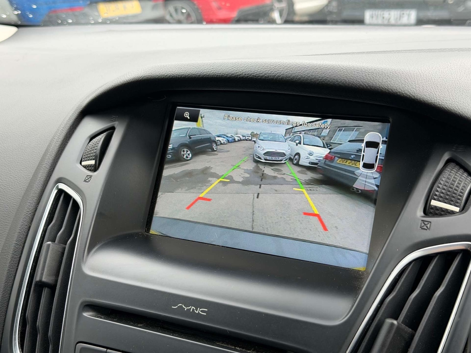 Used Ford Focus 2015 for sale - 76345036: Photo 4