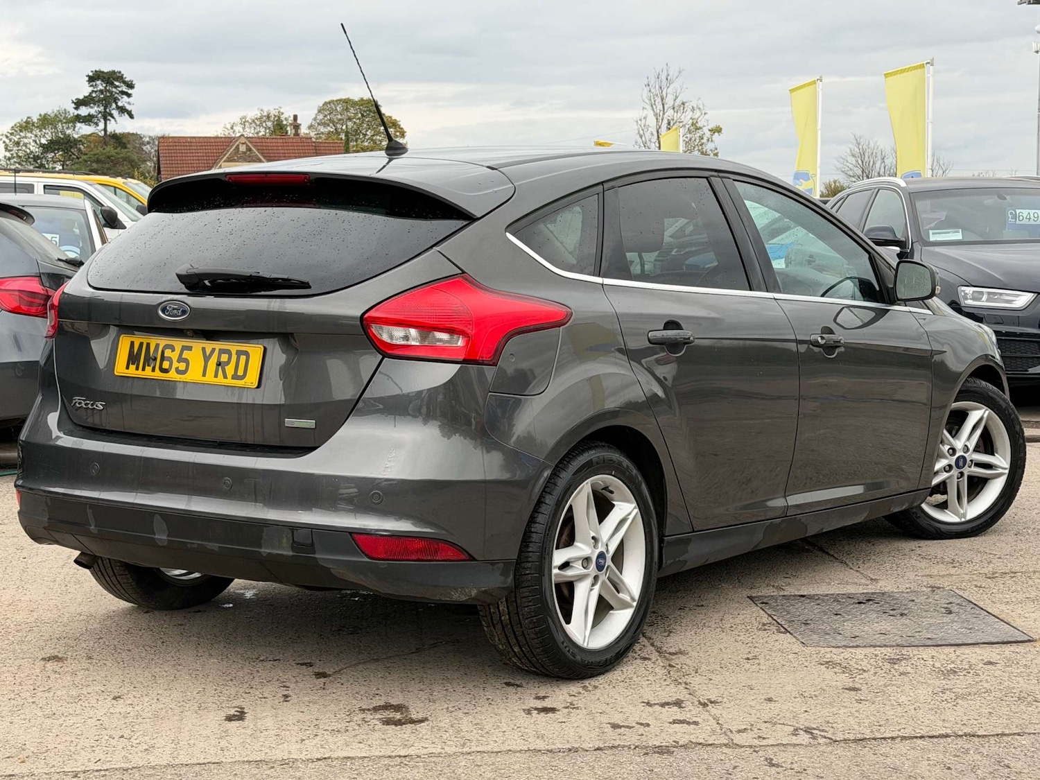 Used Ford Focus 2015 for sale - 76345036: Photo 9