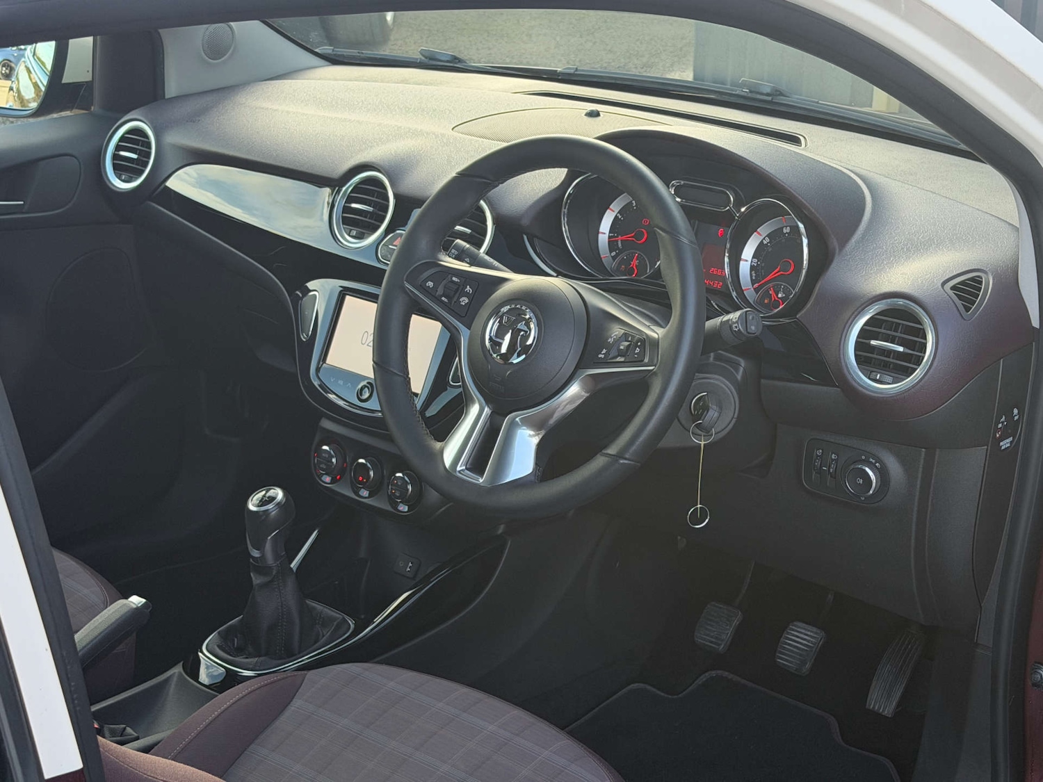 Used Vauxhall ADAM 2013 for sale - 76604278: Photo 11