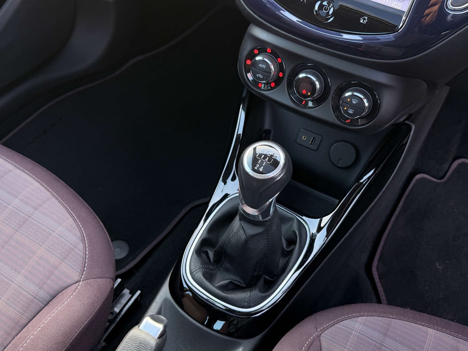 Used Vauxhall ADAM 2013 for sale - 76604278: Photo 24