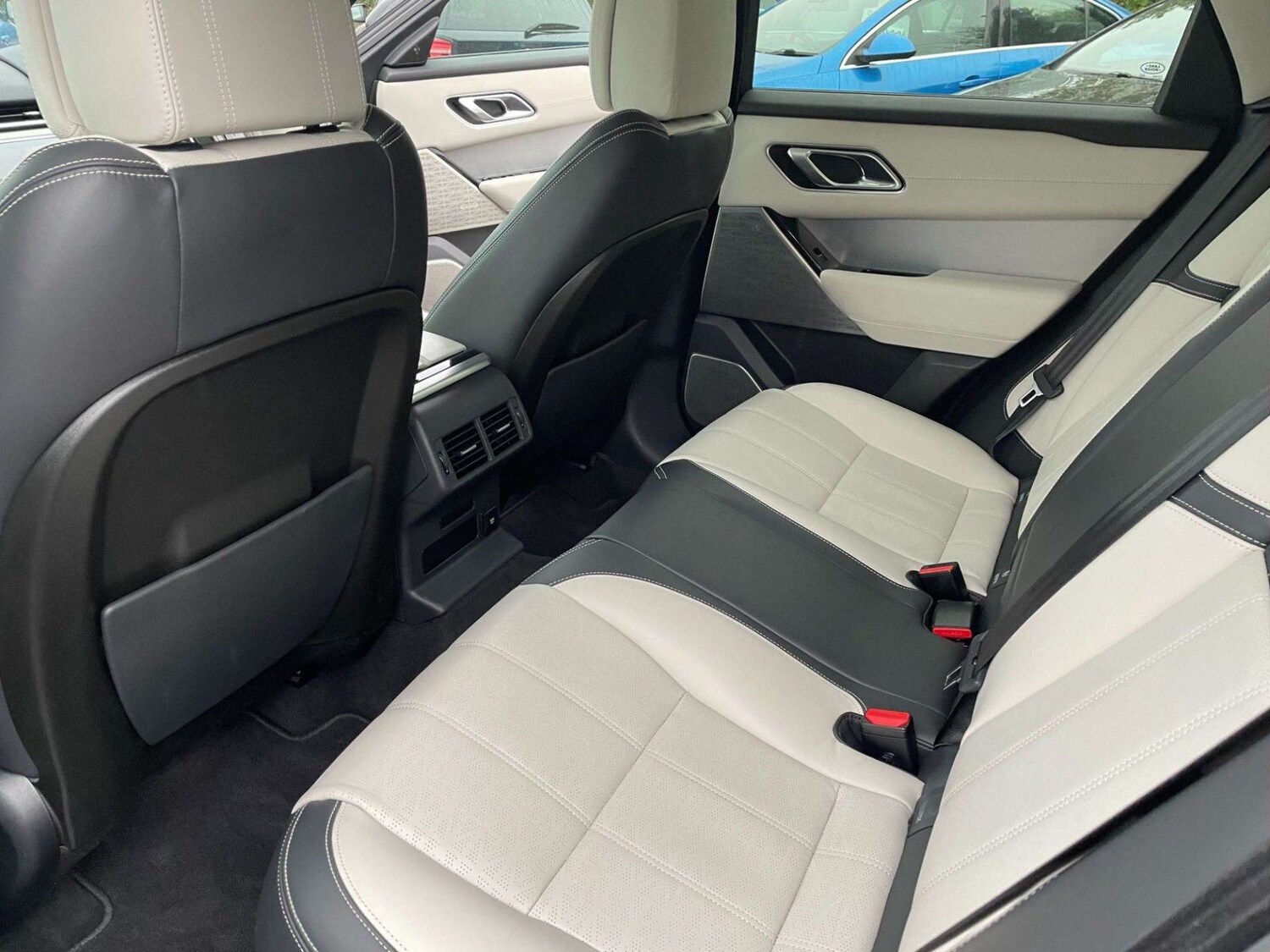 Used Land Rover Range Rover Velar 2018 for sale - 76601993: Photo 26