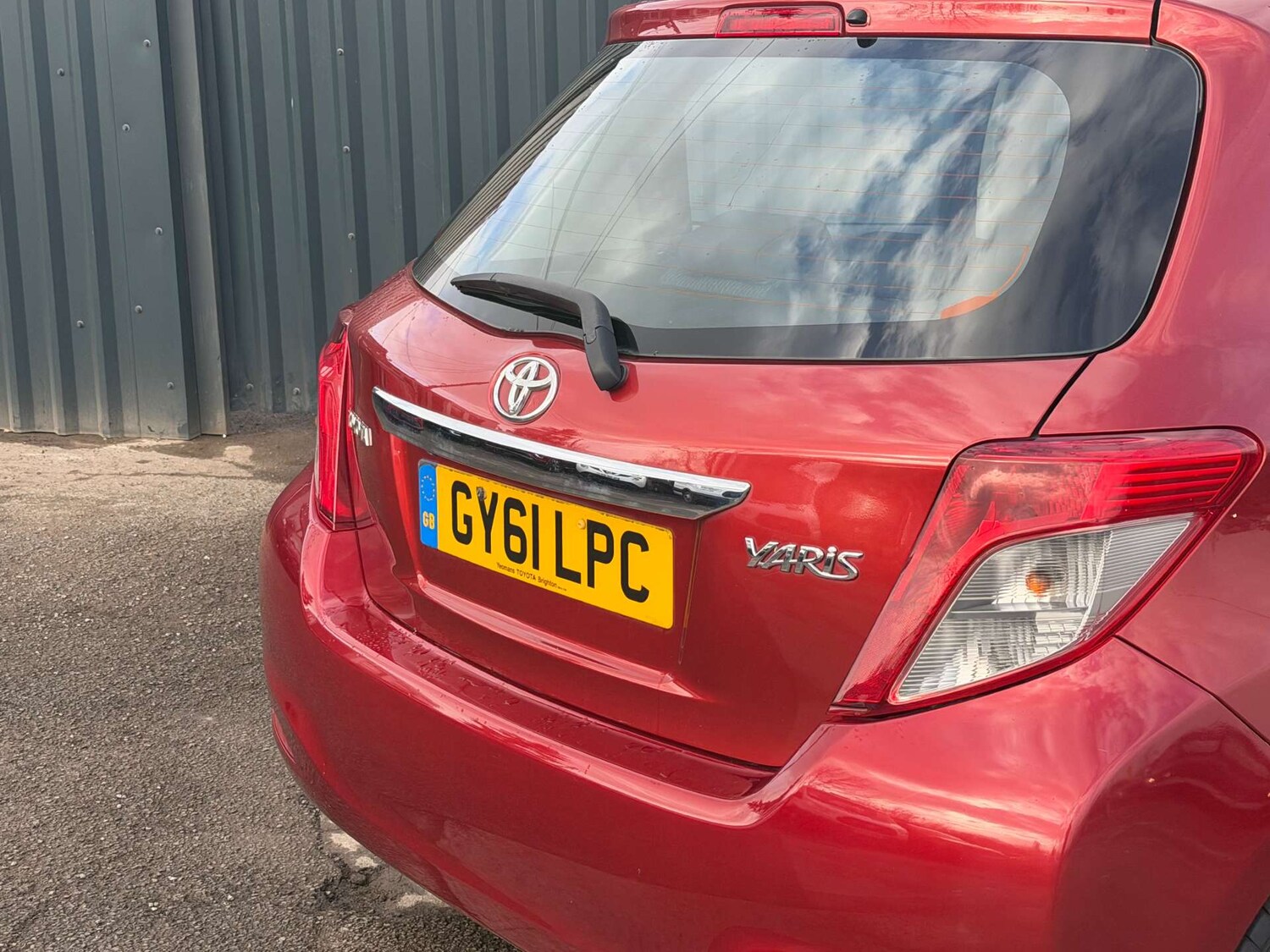 Used Toyota Yaris 2011 for sale - 78066697: Photo 17