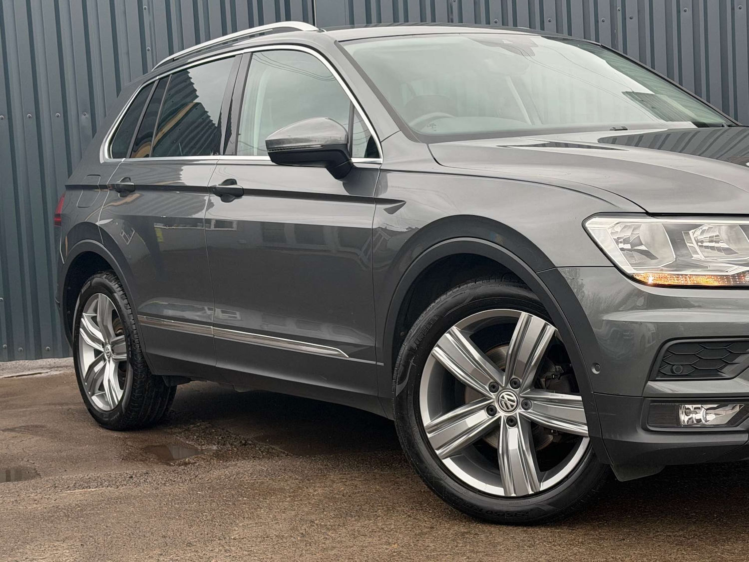 Used Volkswagen Tiguan 2019 for sale - 76544284: Photo 3