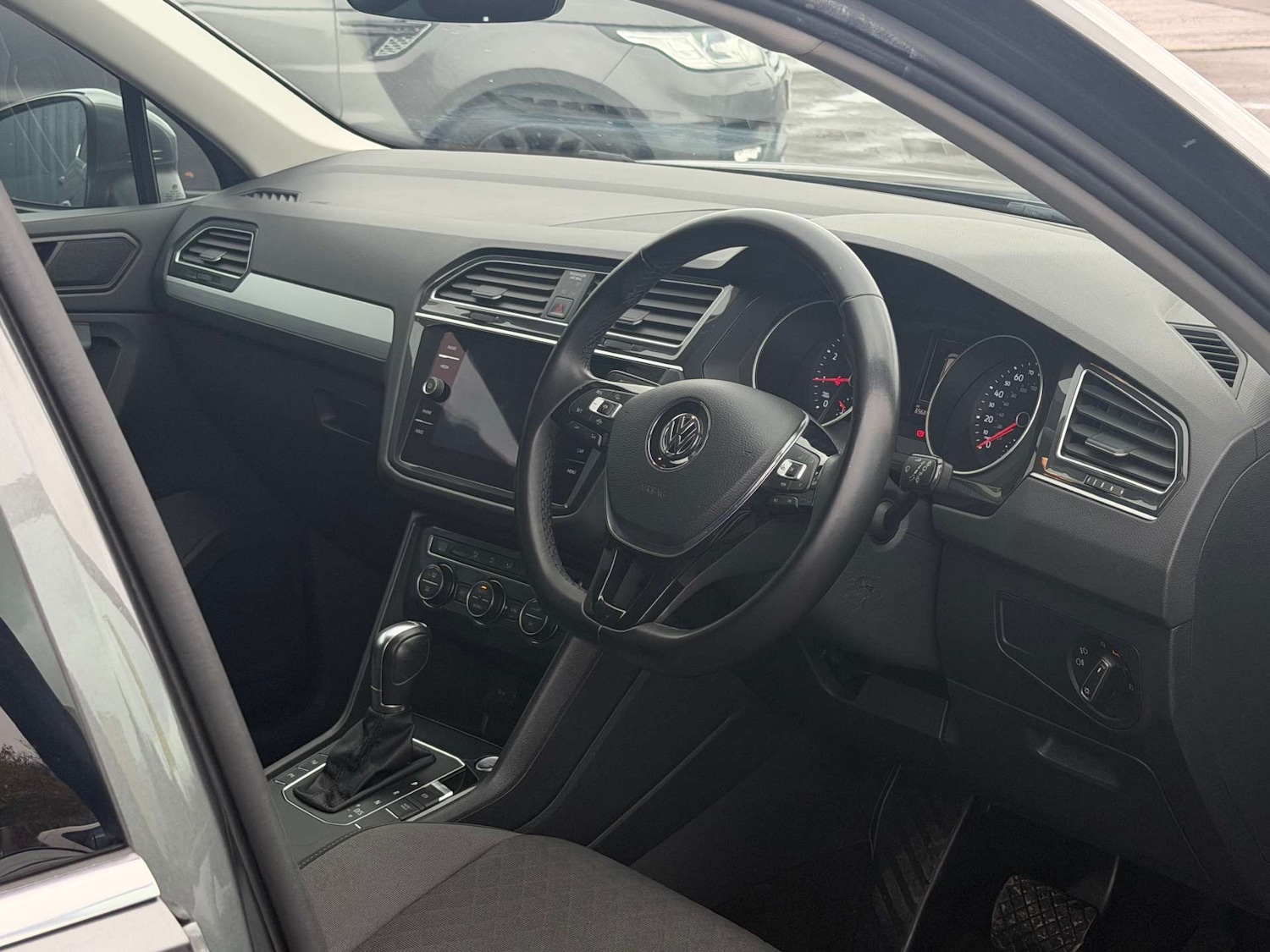 Used Volkswagen Tiguan 2019 for sale - 76544284: Photo 4