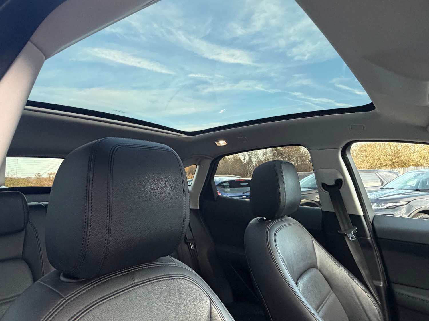 Used Jaguar E-Pace 2020 for sale - 76934884: Photo 5