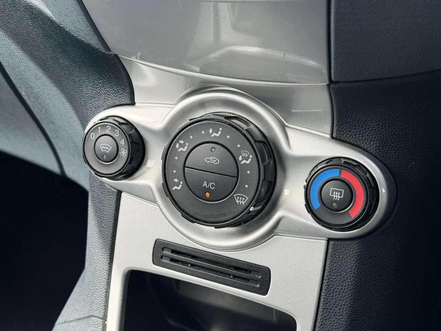 Used Ford Fiesta 2009 for sale - 78198802: Photo 5