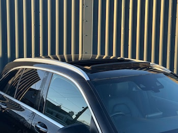 Used Mercedes-Benz GLC 2018 for sale - 76941051: Photo