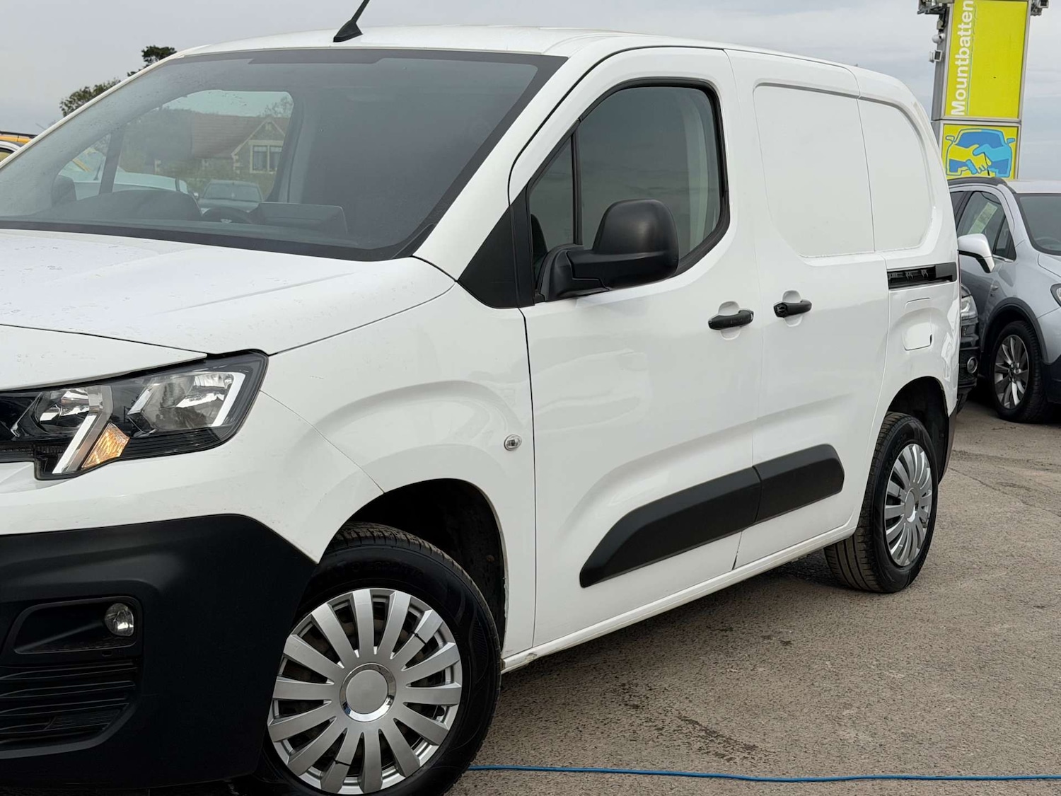 Used Peugeot Partner 2019 for sale - 76345044: Photo 4