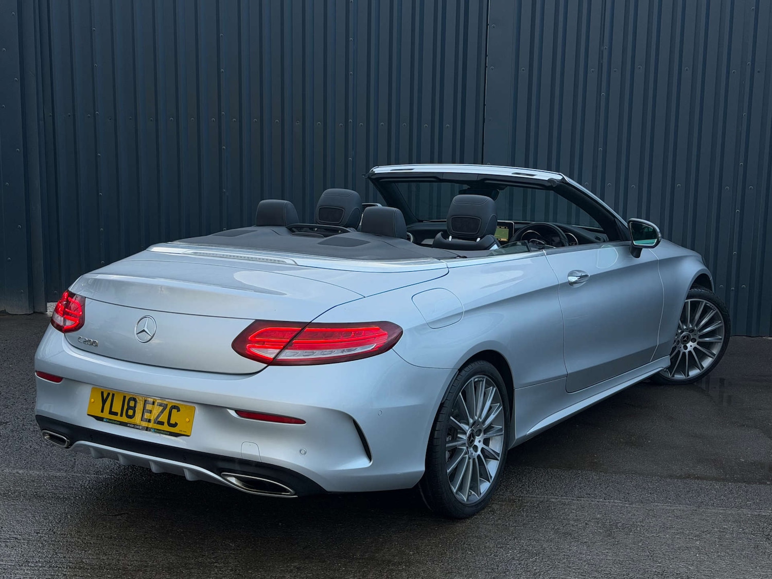 Used Mercedes-Benz C Class 2018 for sale - 77293003: Photo 24