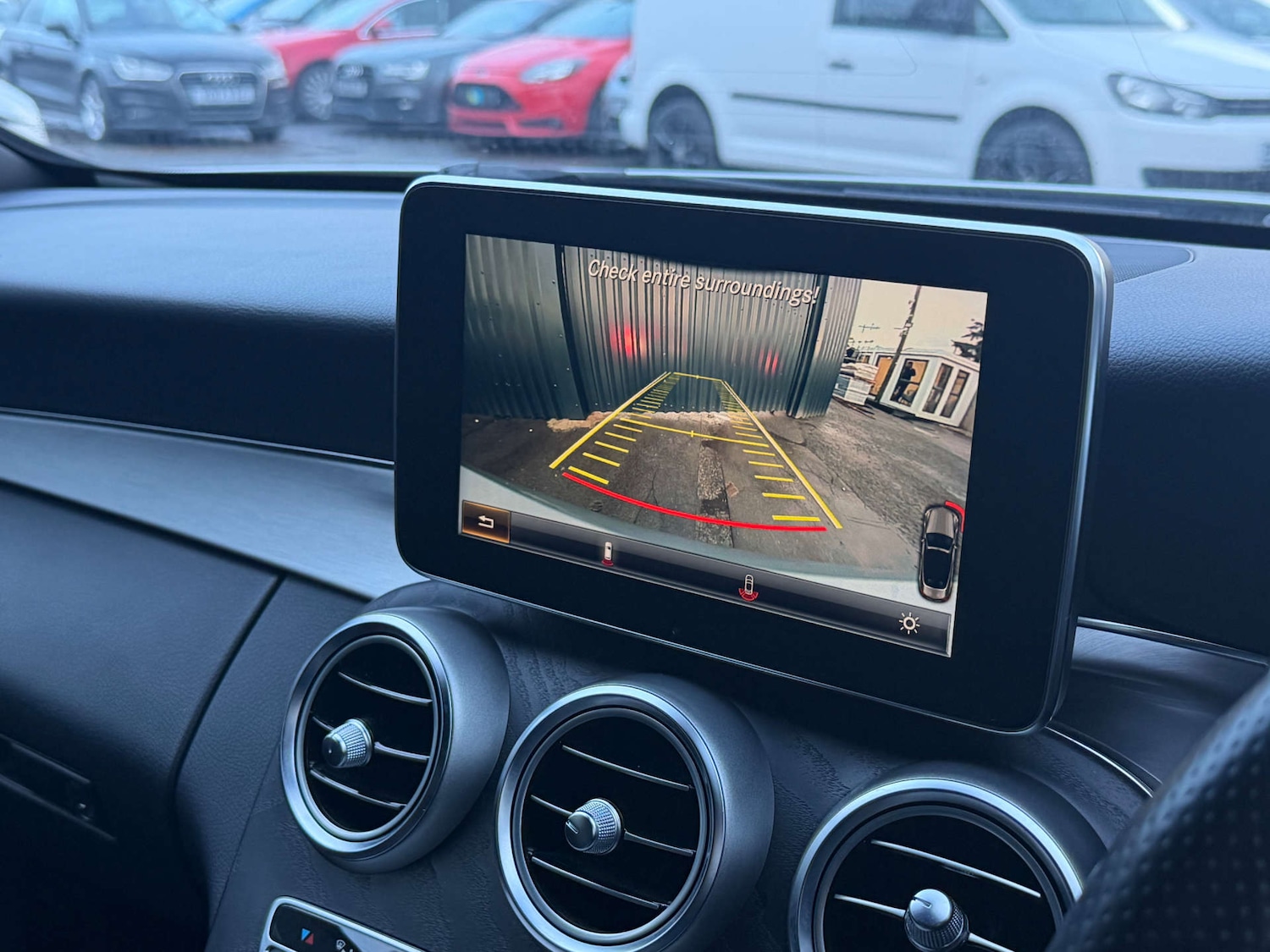 Used Mercedes-Benz C Class 2018 for sale - 77293003: Photo 7