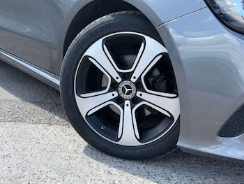 Used Mercedes-Benz A-Class 2018 for sale - 79611896: Photo