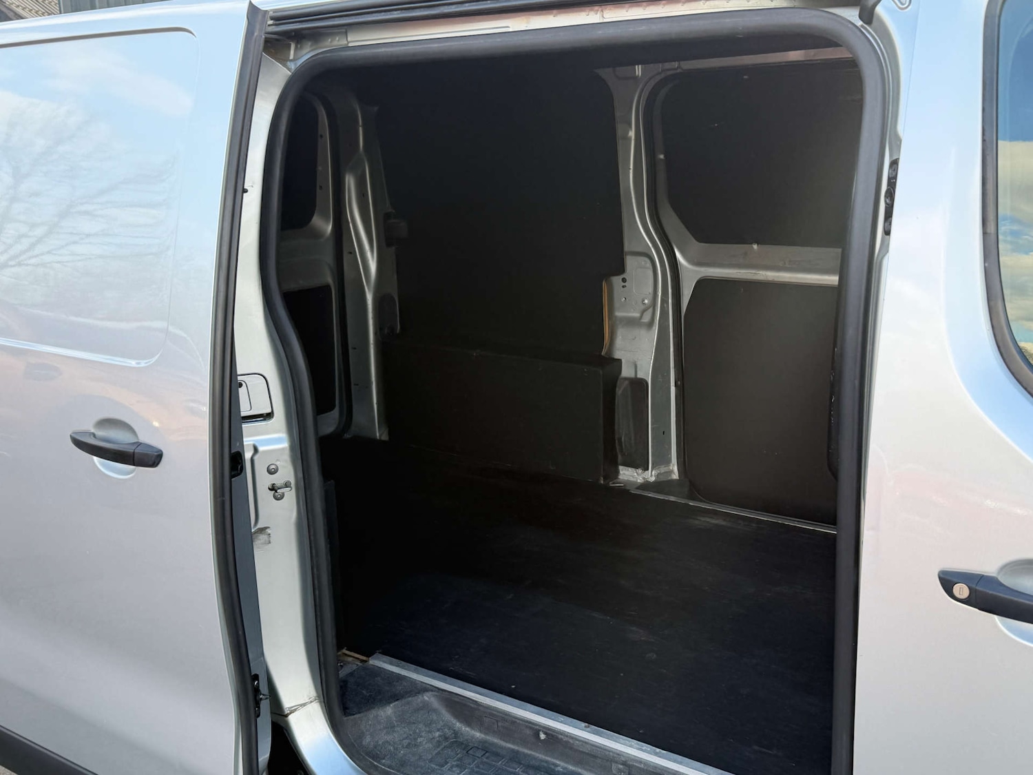 Used Citroen Dispatch 2017 for sale - 78102151: Photo 12