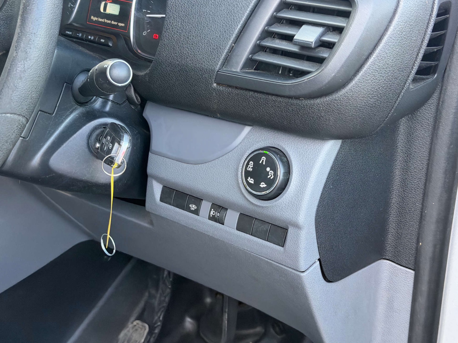 Used Citroen Dispatch 2017 for sale - 78102151: Photo 6