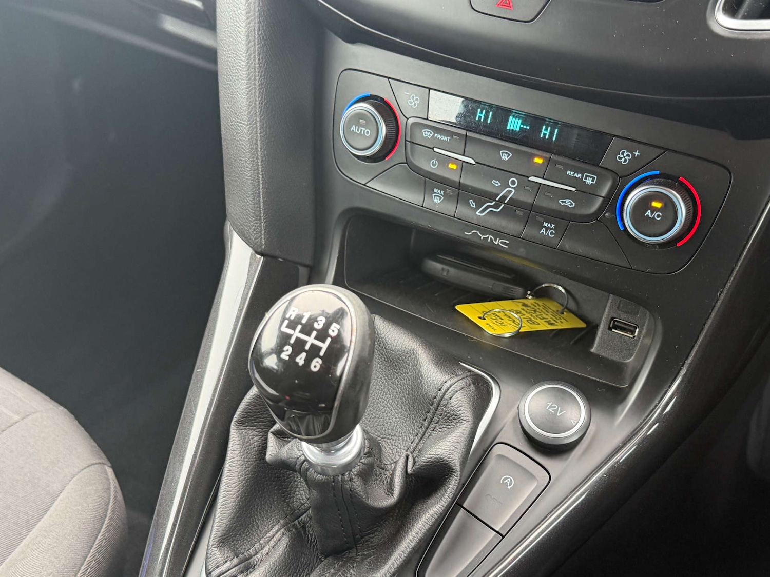 Used Ford Focus 2015 for sale - 77535121: Photo 13