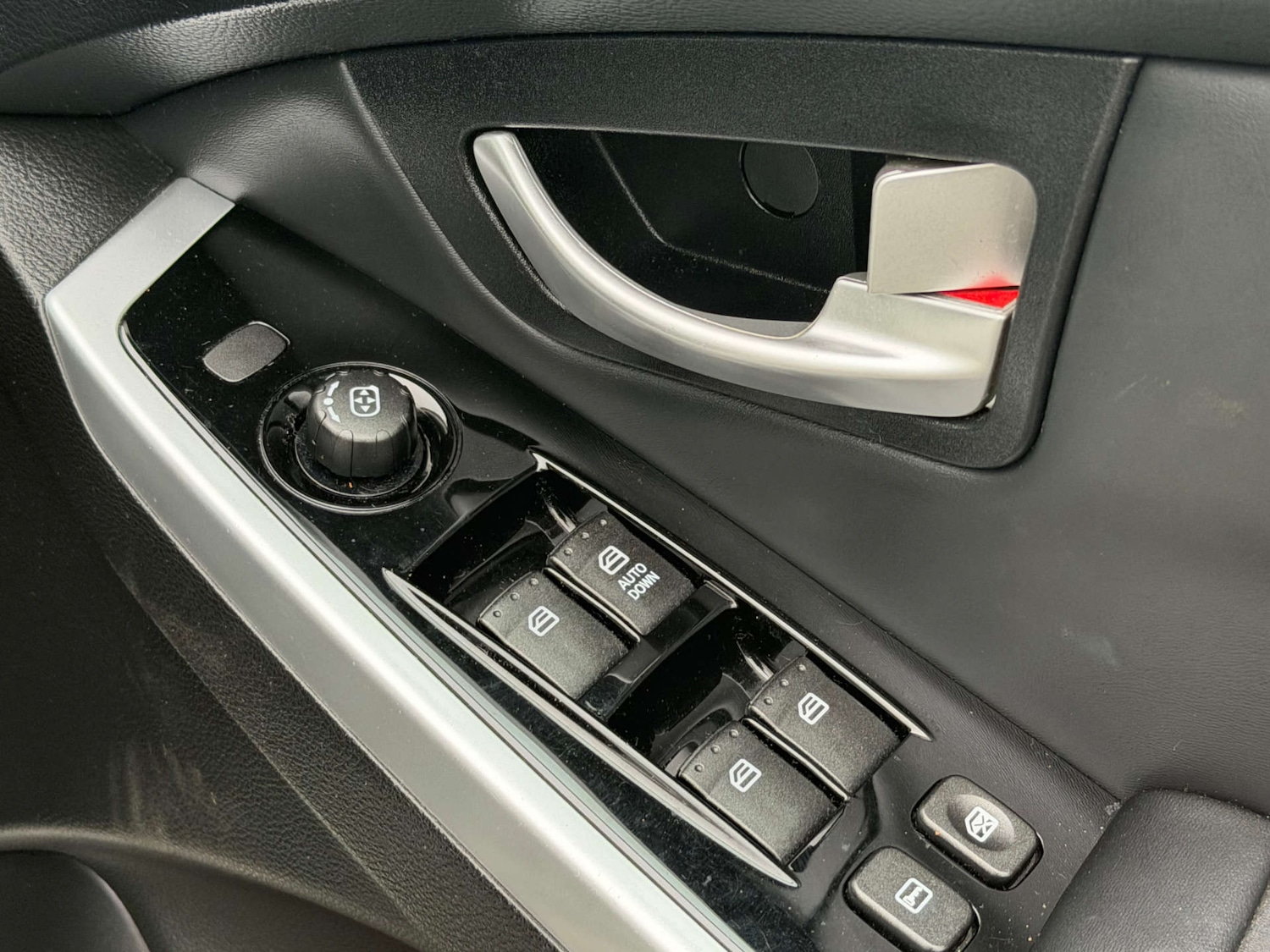 Used Ssangyong Korando 2015 for sale - 77937216: Photo 12