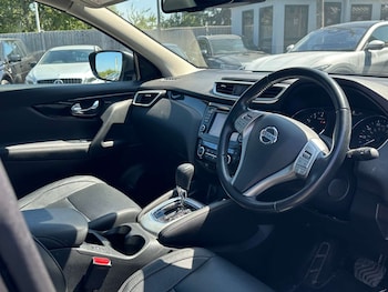 Used Nissan Qashqai 2017 for sale - 79210554: Photo