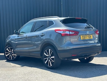 Used Nissan Qashqai 2017 for sale - 79210554: Photo