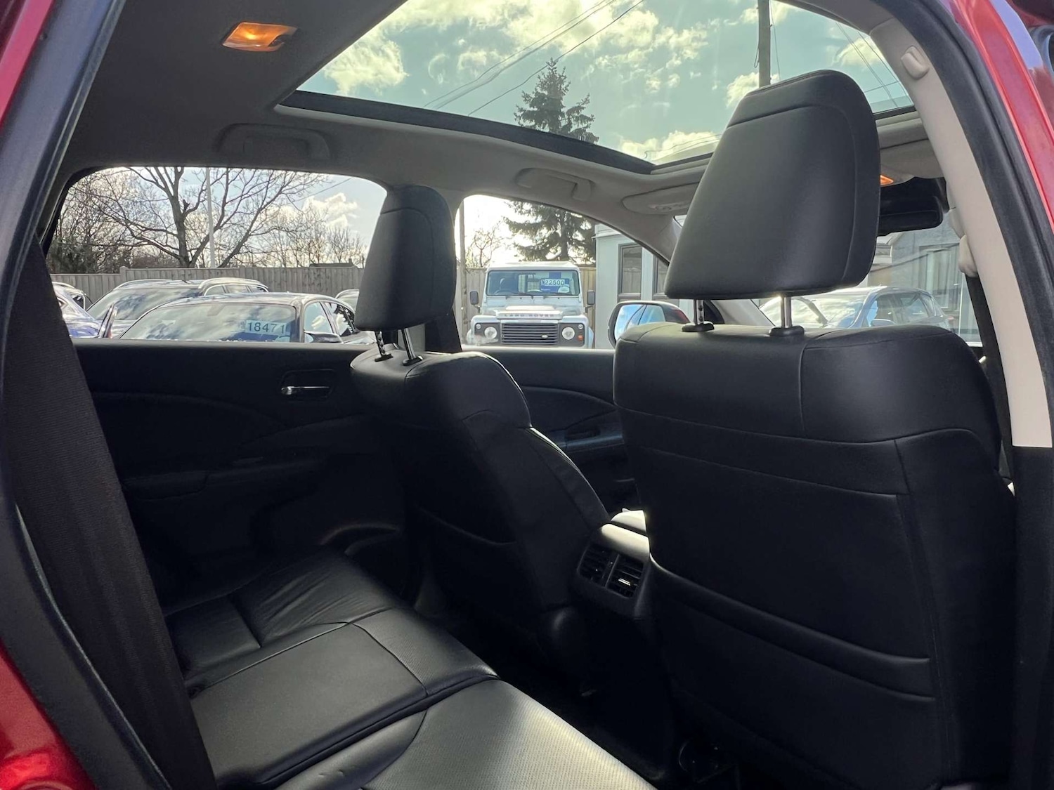 Used Honda CR-V 2015 for sale - 78102160: Photo 2