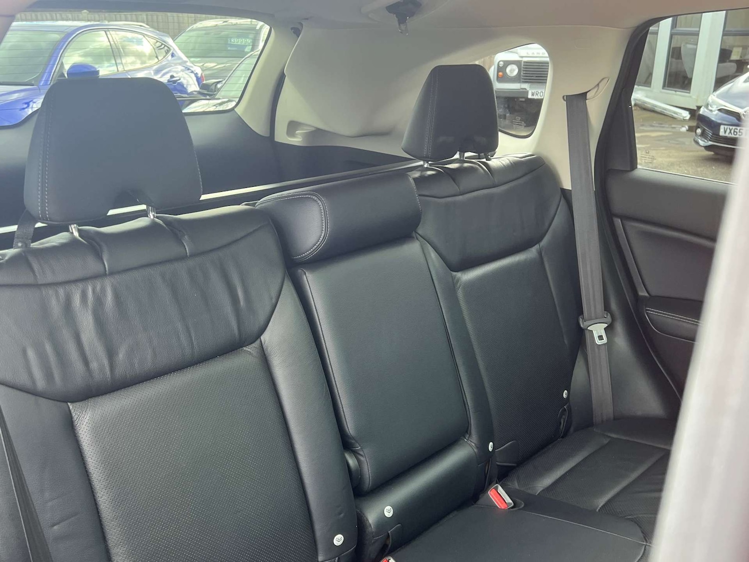 Used Honda CR-V 2015 for sale - 78102160: Photo 32