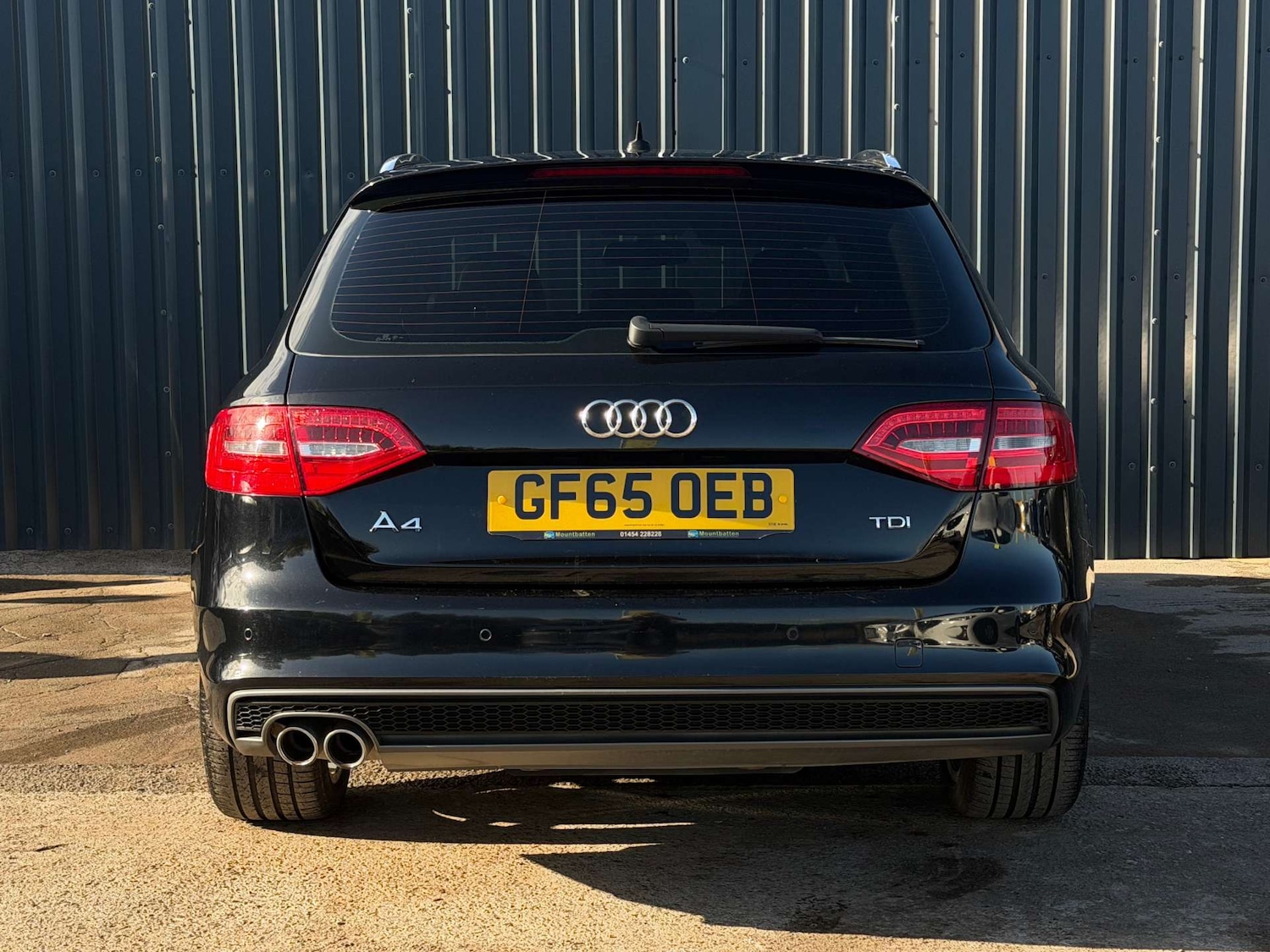 Used Audi A4 2015 for sale - 76393384: Photo 2