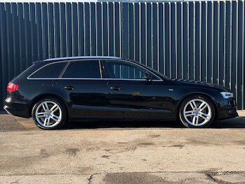 Used Audi A4 2015 for sale - 76393384: Photo