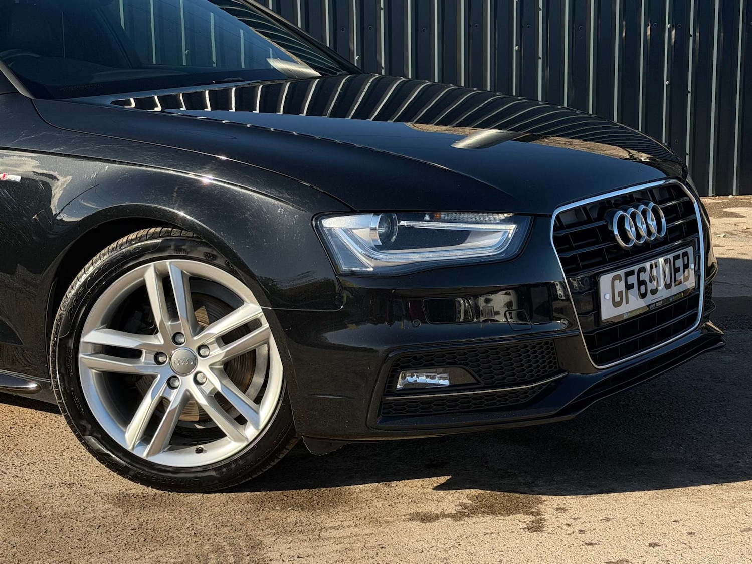 Used Audi A4 2015 for sale - 76393384: Photo 5