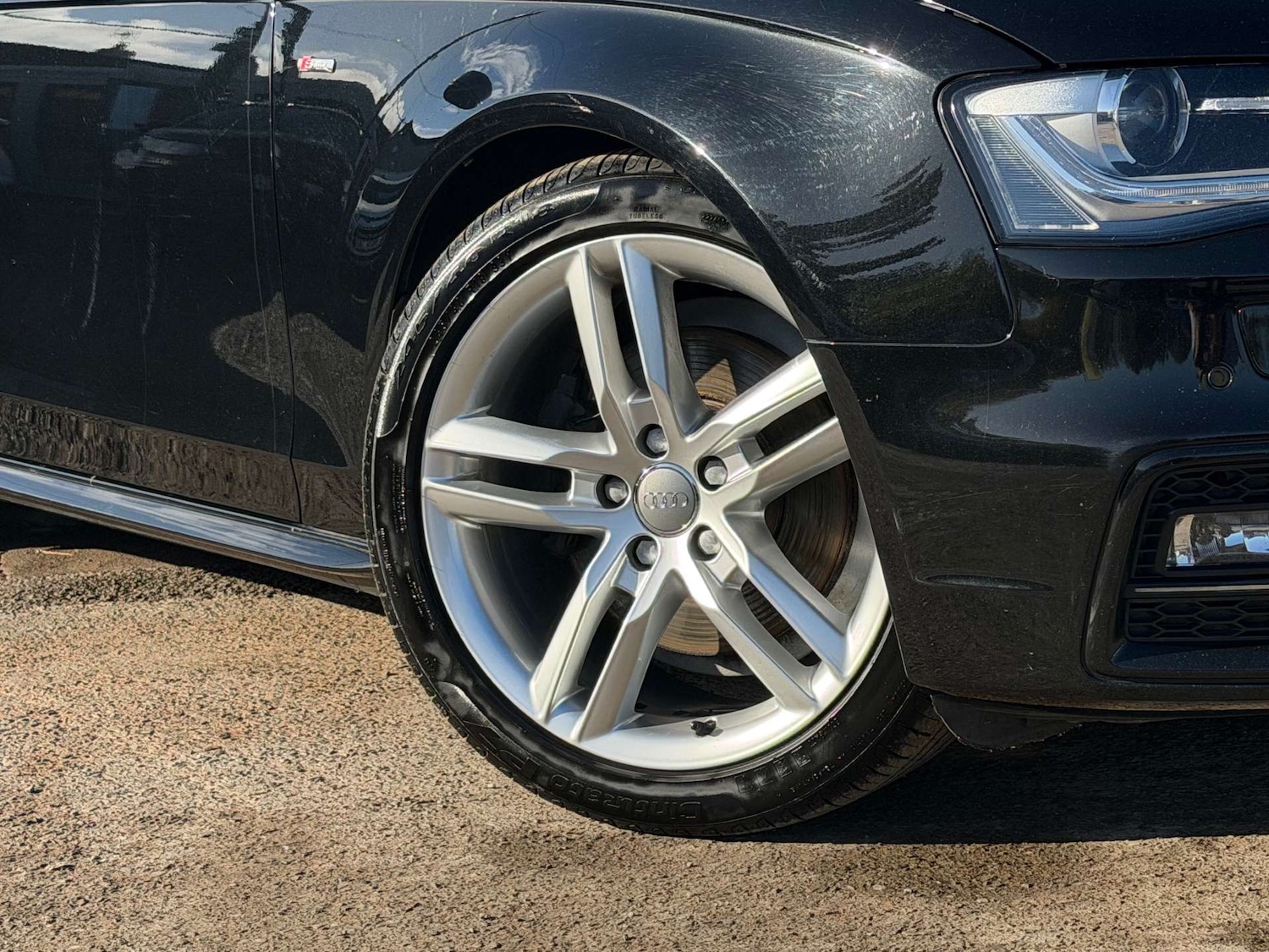 Used Audi A4 2015 for sale - 76393384: Photo 6