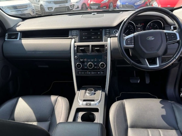 Used Land Rover Discovery Sport 2015 for sale - 76232182: Photo 38