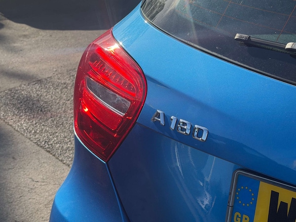 Used Mercedes-Benz A-Class 2015 for sale - 76232150: Photo 9