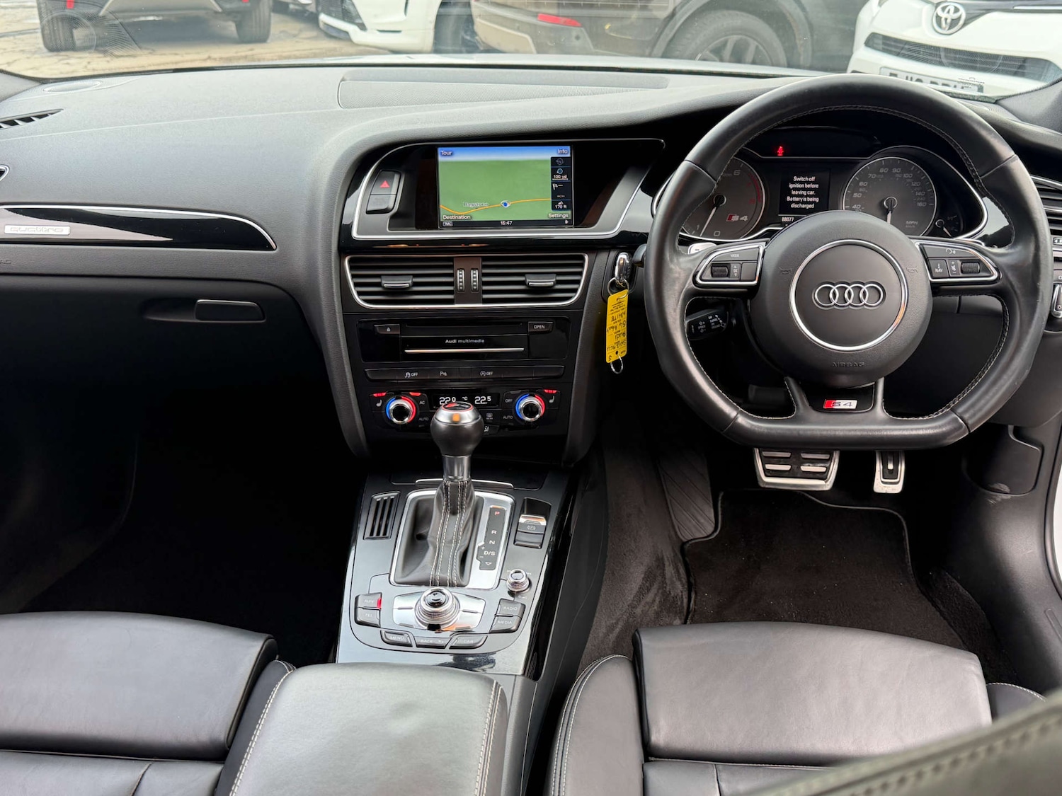 Used Audi A4 2013 for sale - 77535123: Photo 4