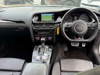 Used Audi A4 2013 for sale - 77535123: Photo