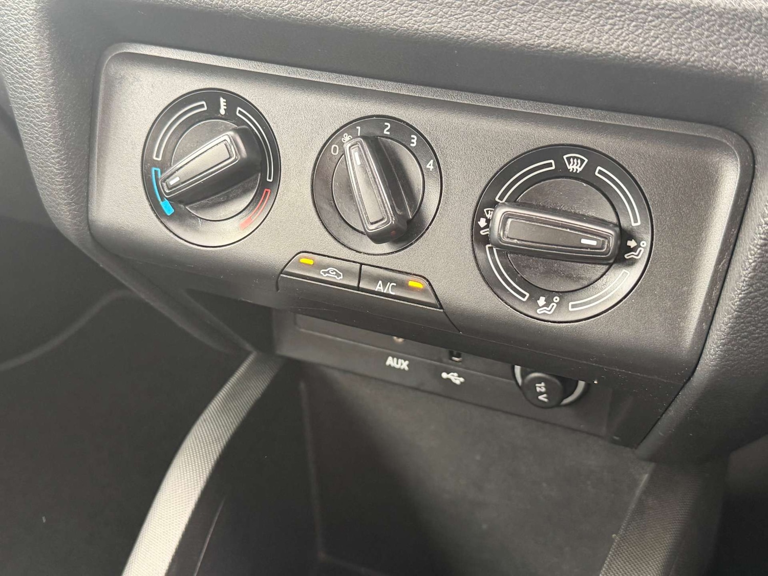 Used Skoda Fabia 2015 for sale - 78003799: Photo 16