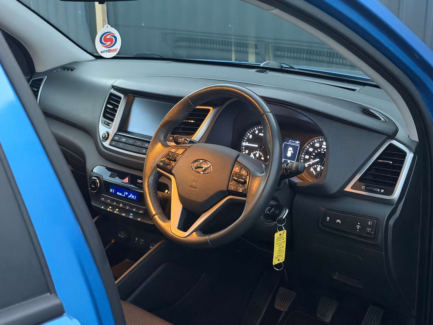 Used Hyundai TUCSON 2017 for sale - 76602082: Photo 8