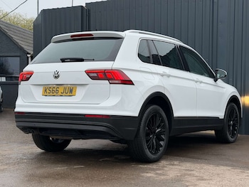 Used Volkswagen Tiguan 2016 for sale - 77792534: Photo