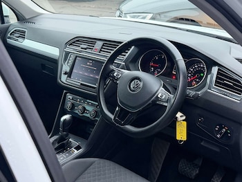 Used Volkswagen Tiguan 2016 for sale - 77792534: Photo