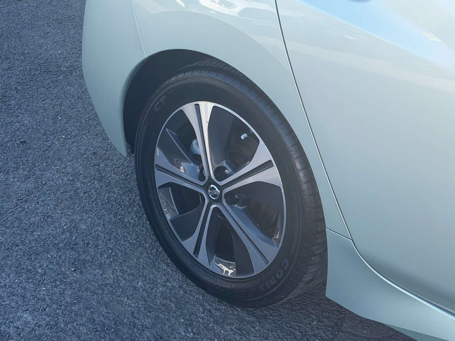 Used Nissan Leaf 2018 for sale - 78134646: Photo 5