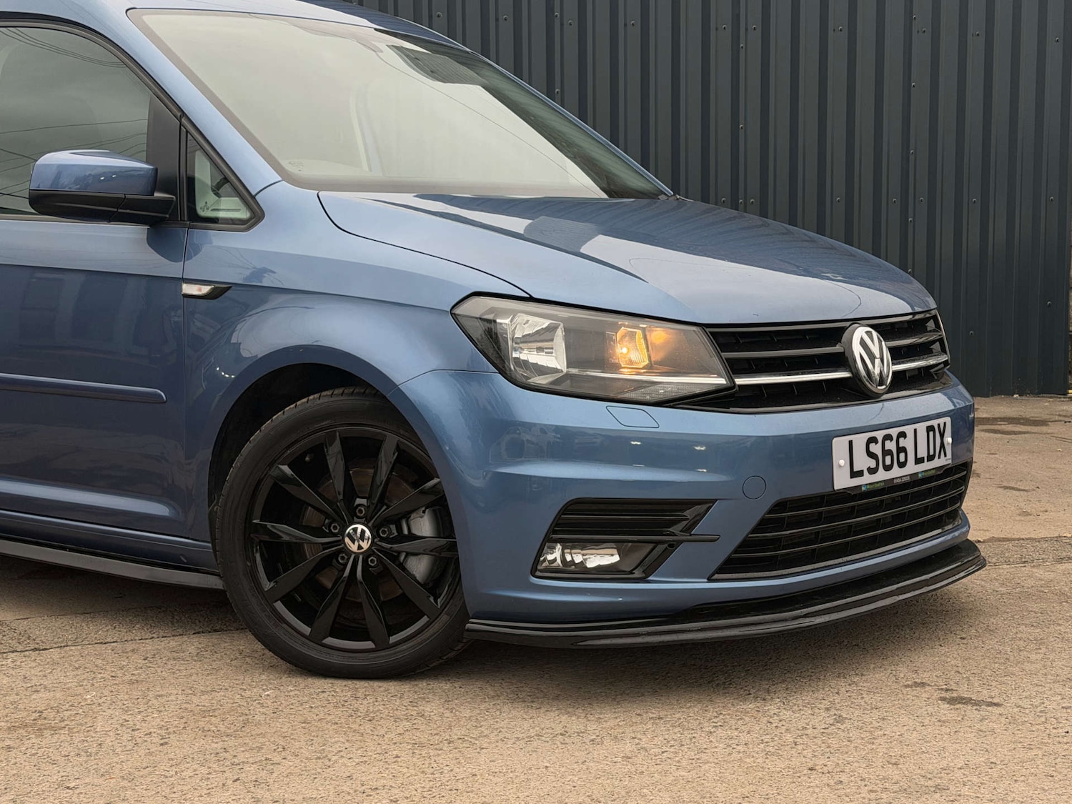 Used Volkswagen Caddy 2016 for sale - 76493612: Photo 2